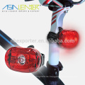 2 * AAA Batterie Stromversorgung Flash-100% Ein-Aus Red Tail Light Bike